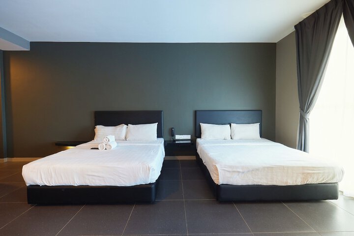 Room 16 of 87