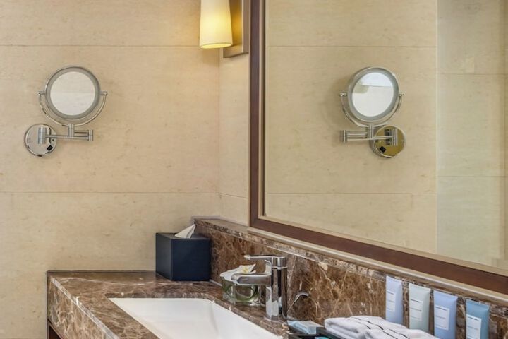 Clean Restrooms