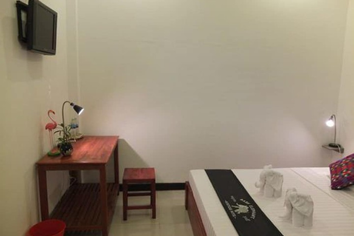 Room 21 of 146