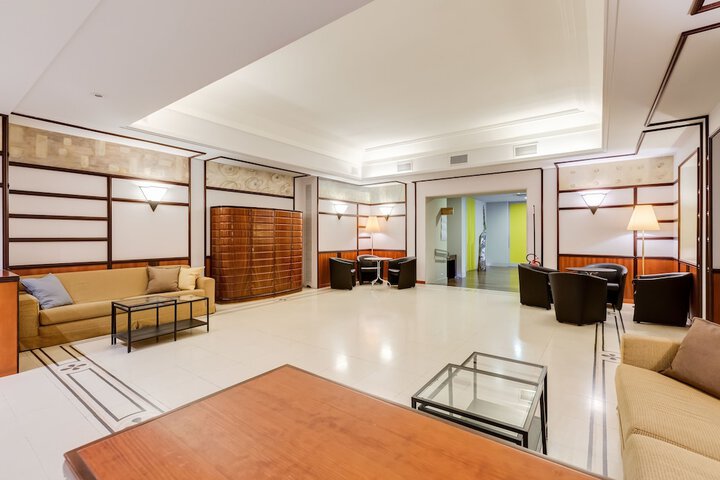 Hotel Lobby
