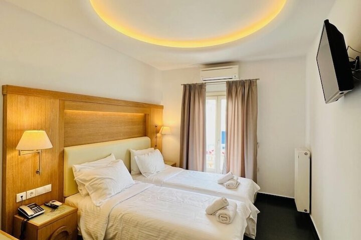 Room 25 of 44