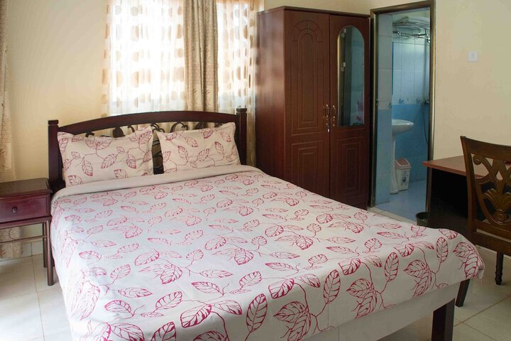 Room 16 of 21