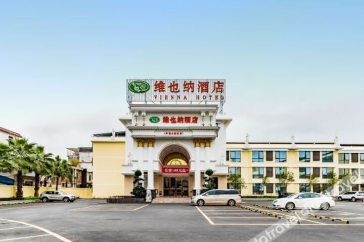 Hotel 6 of 19