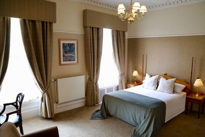 Room 9 of 56