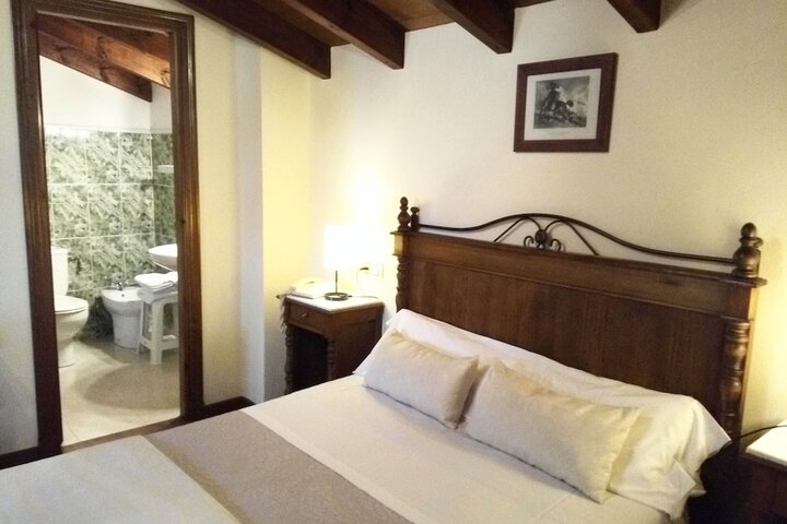Room 8 of 65