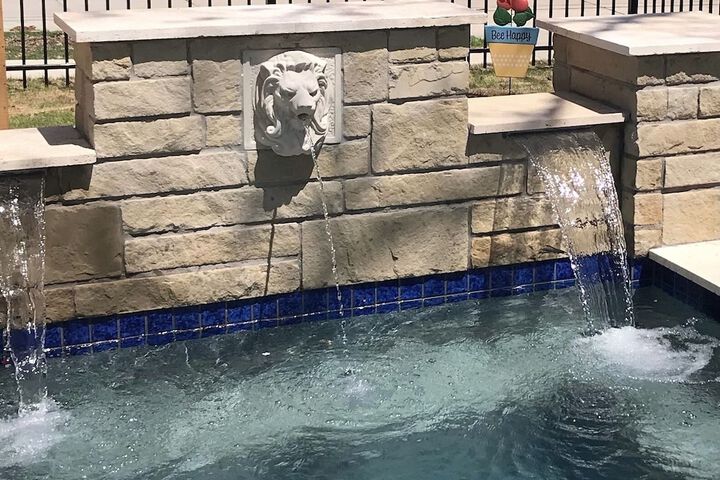 Pool 25 of 44