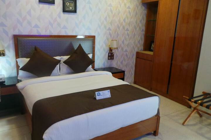 Room 29 of 71