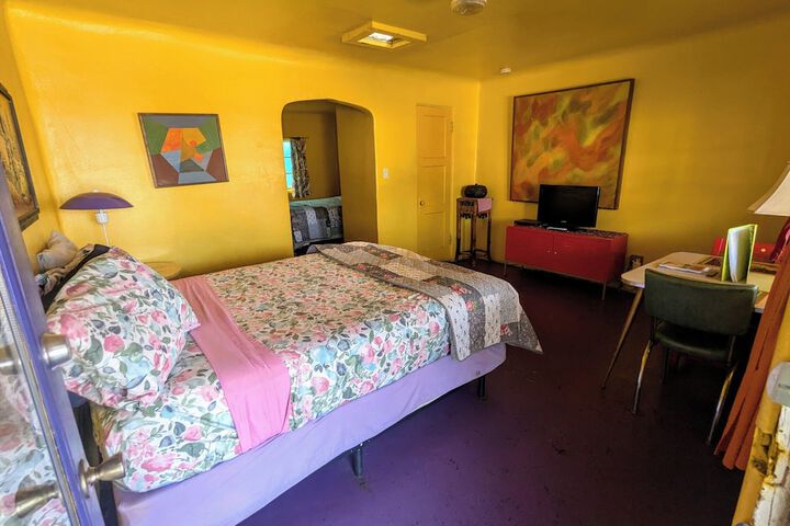 Room 62 of 276