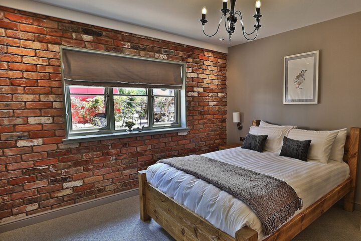 Room 7 of 50