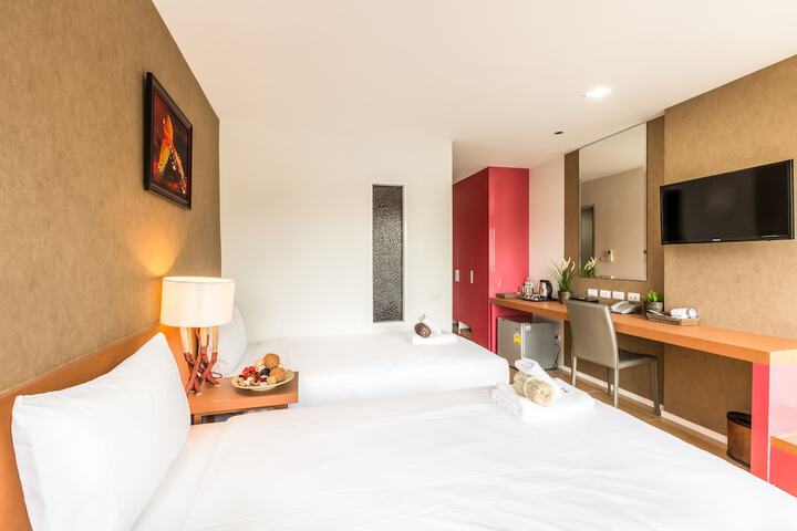 Room 10 of 110