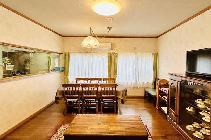 Room 12 of 29