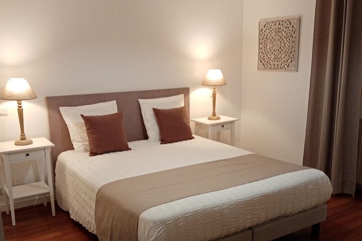 Room 5 of 39