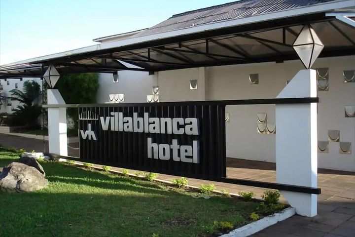 Exterior of Villa Blanca Hotel
