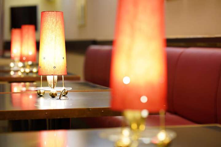 Lounge 102 of 153