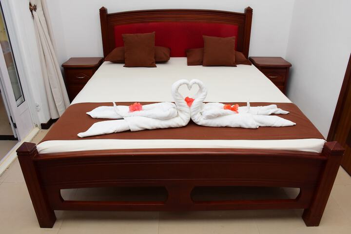 Room 4 of 47