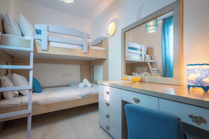 Room 35 of 95