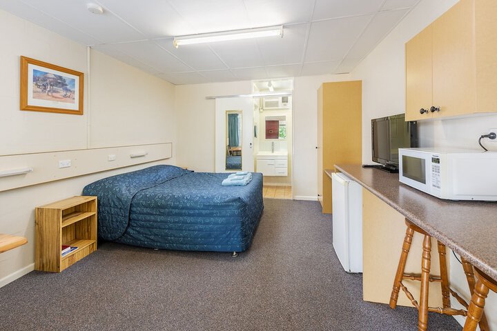 Room 31 of 63