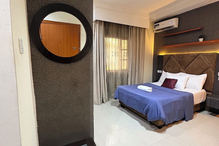 Room 55 of 288