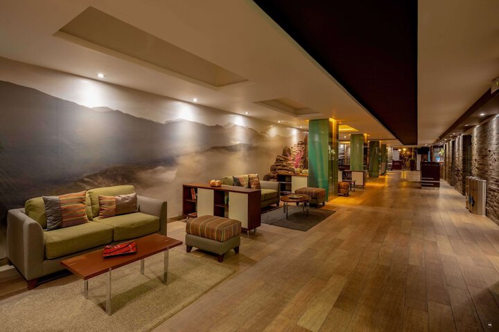 Lobby Entry
