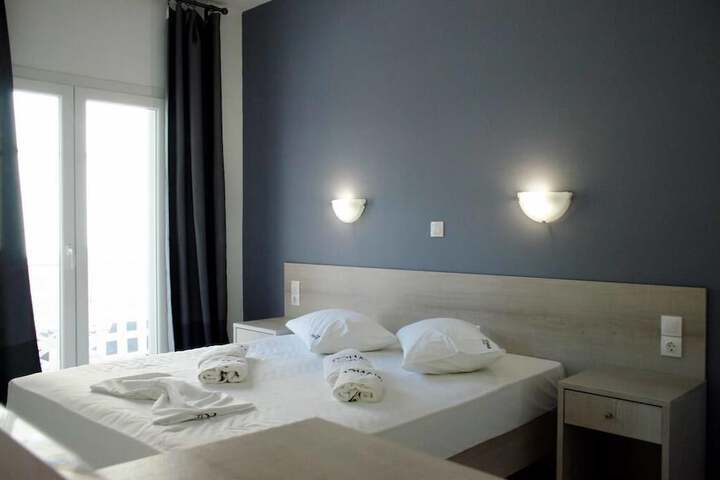 Room 6 of 15