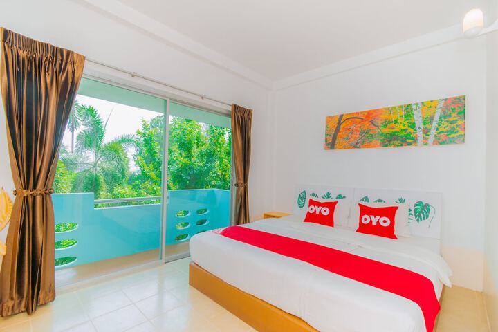 Room 10 of 83
