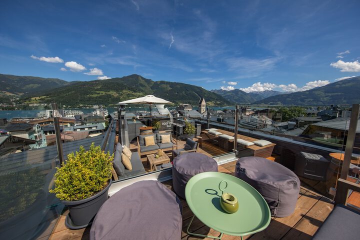 Sundeck 57 of 71