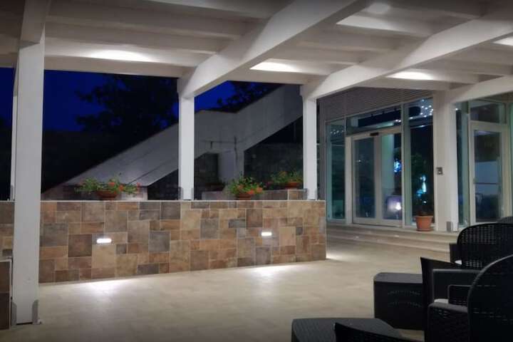 Terrace/Patio 42 of 43