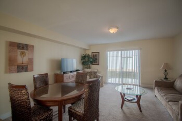 Room 12 of 22