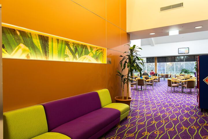Entrance & Lobby