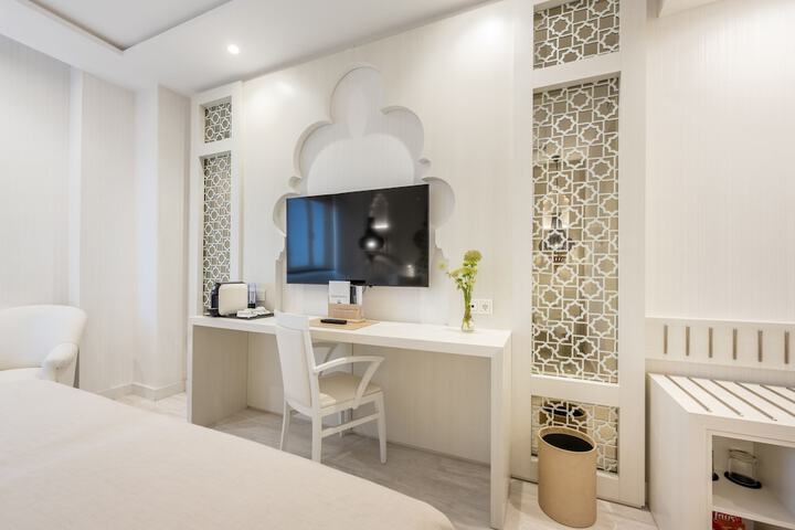 Room 49 of 158