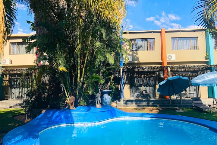 Pool 200 of 241