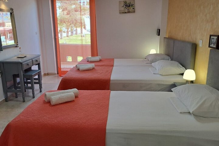 Room 14 of 51