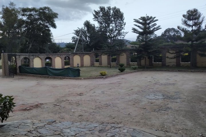 Property Grounds 37 of 53