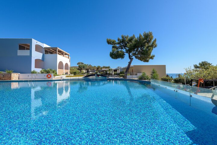 Pool 55 of 183