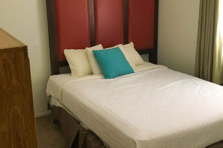 Room 10 of 116