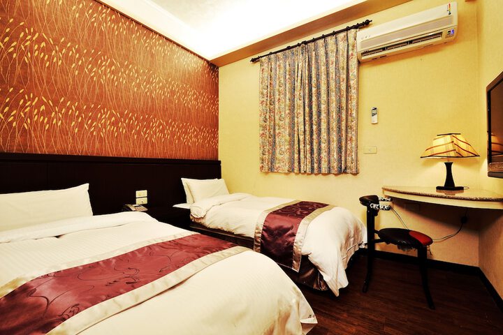 Room 13 of 47
