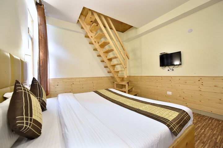Room 4 of 59