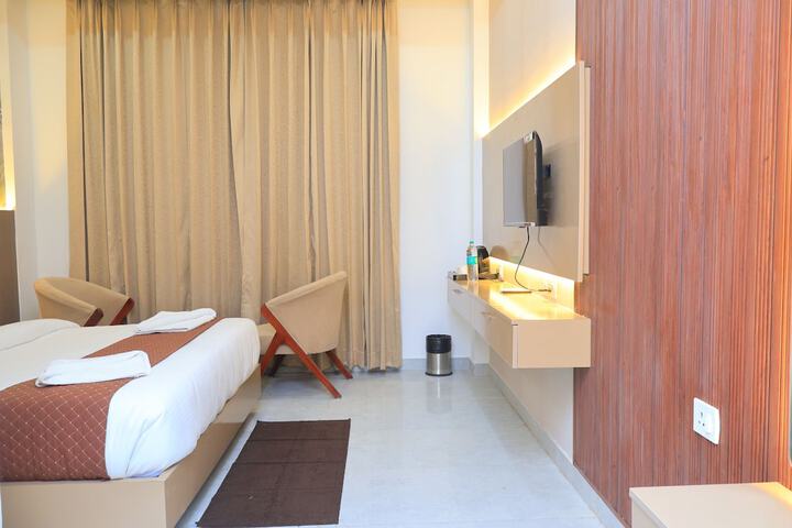 Room 28 of 71