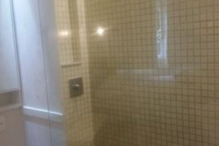 Room 6 of 51