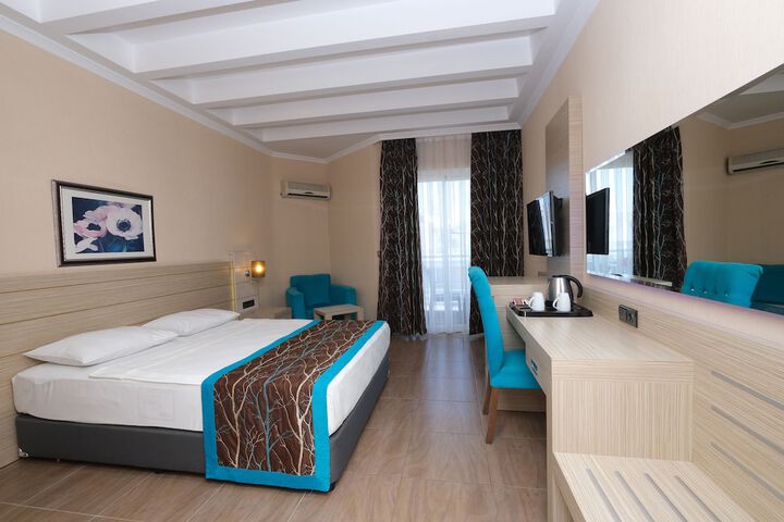 Room 9 of 92