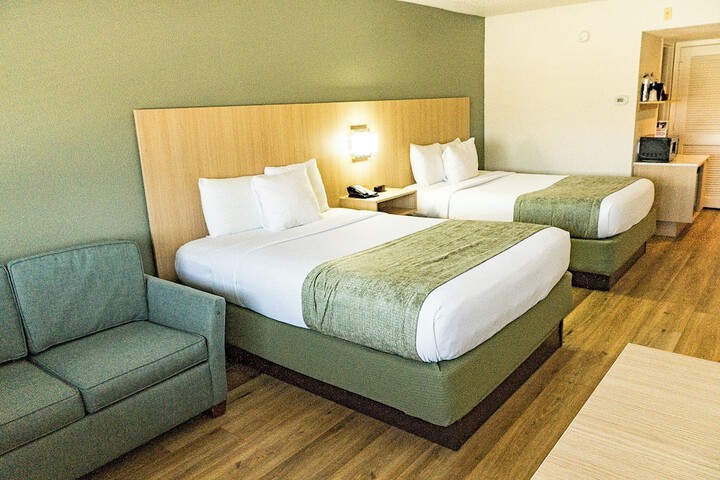 Room 55 of 201