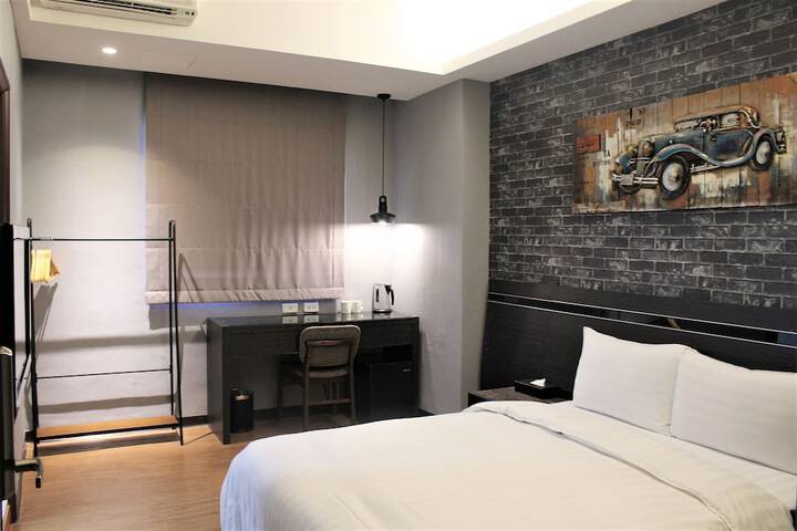 Room 13 of 55