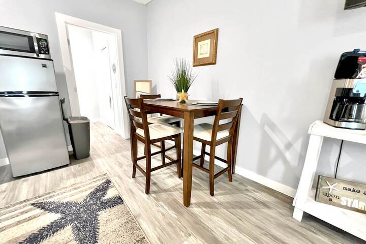 Room 42 of 111