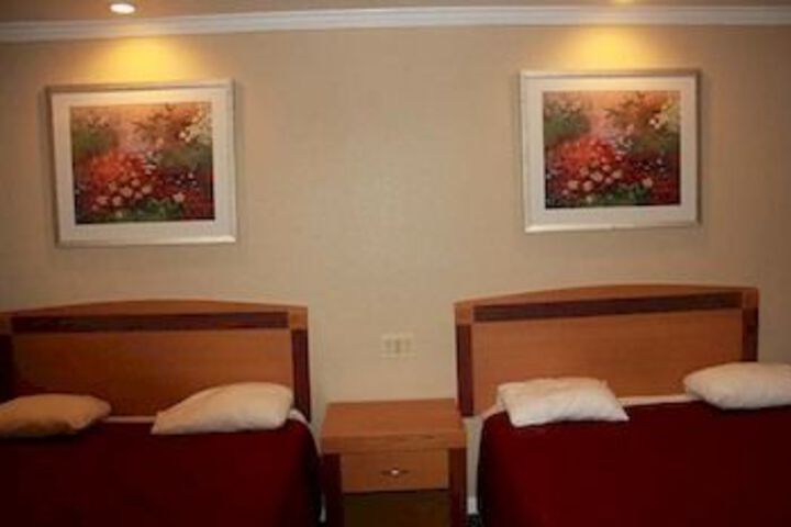 Room 17 of 17