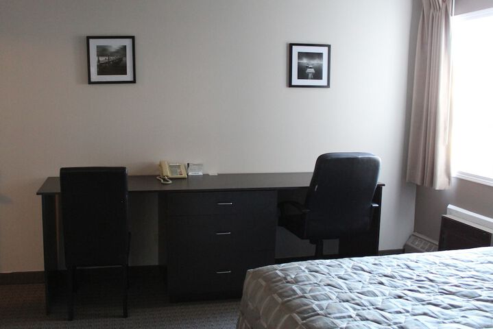 Room 5 of 19
