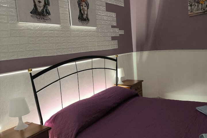 Room 18 of 65