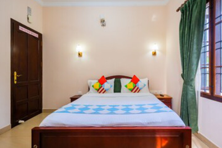 Room 8 of 24