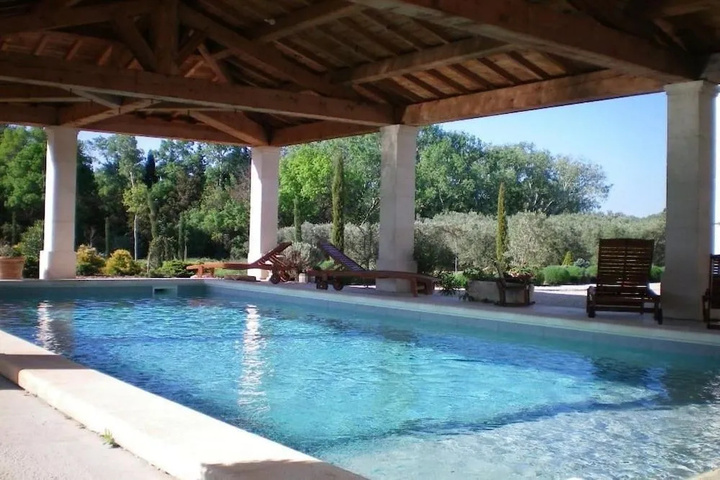 Pool 12 of 16