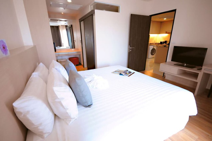 Room 4 of 47