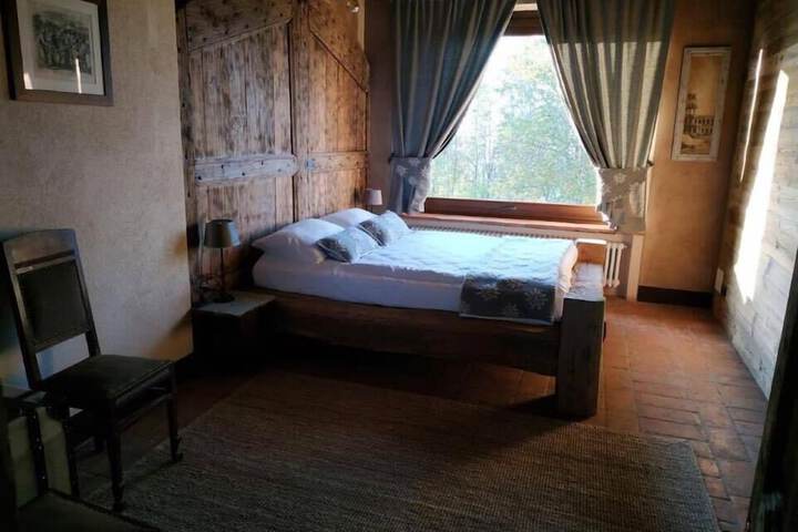 Room 7 of 29